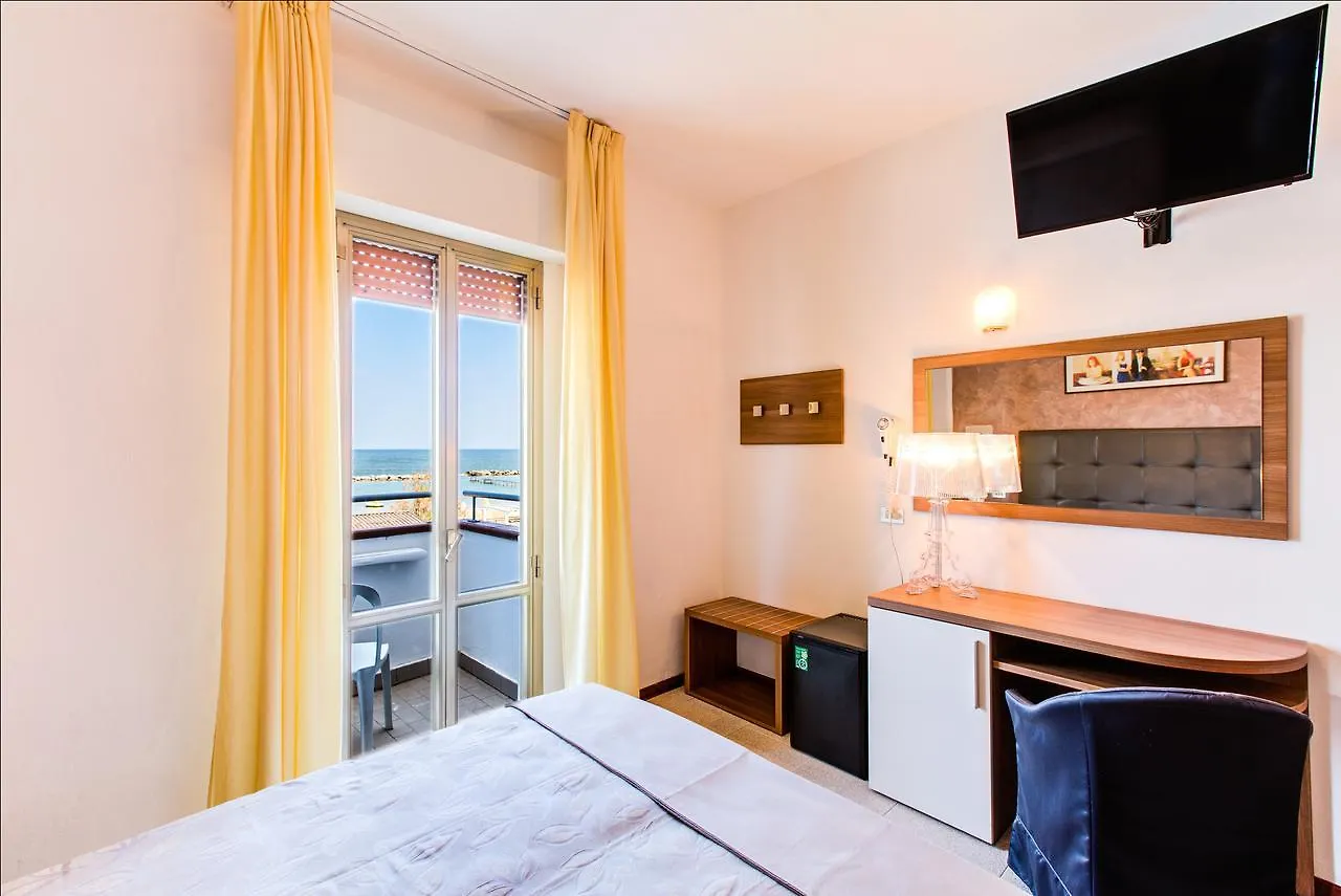 Hotel Splendid Gatteo a Mare 3*,  Italy
